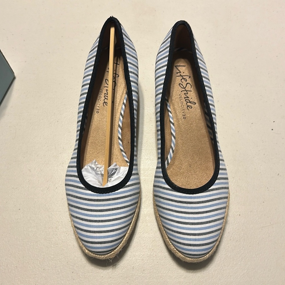 Lifestride wedge sandals